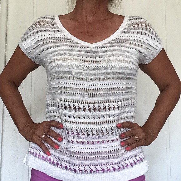 WHITE HOUSE BLACK MARKET CROCHET KNIT TOP SMALL - Picture 5 of 14